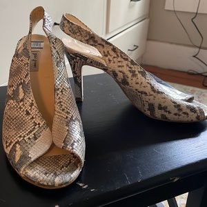 Paul Green Snakeskin slingbacks